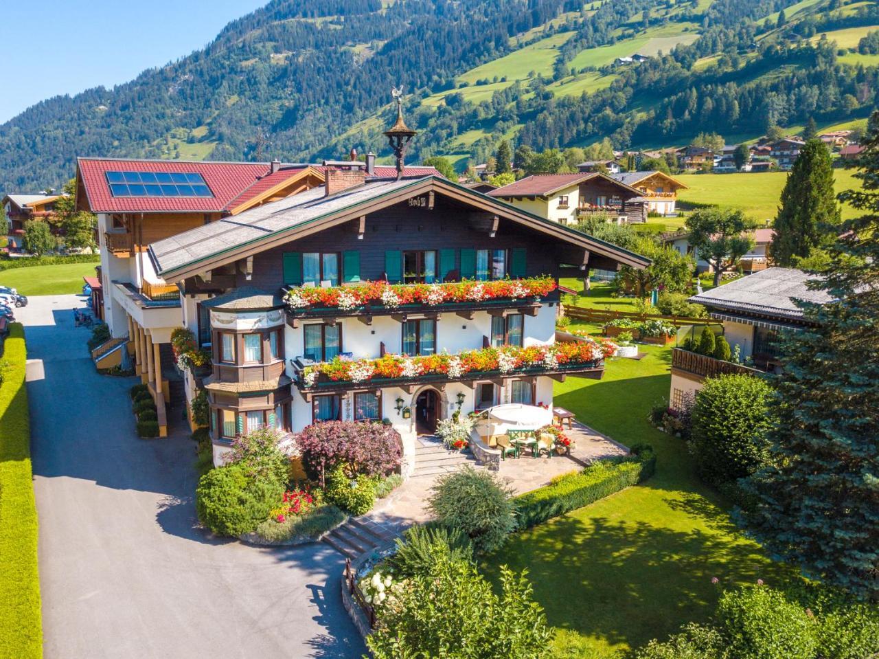 Landhaus & Appartementhaus Haussteiner Dorfgastein Kültér fotó