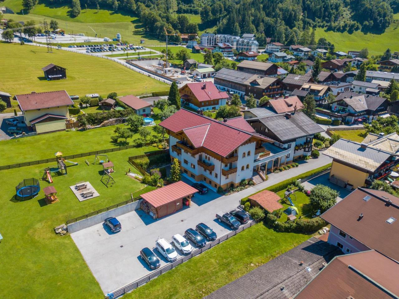 Landhaus & Appartementhaus Haussteiner Dorfgastein Kültér fotó
